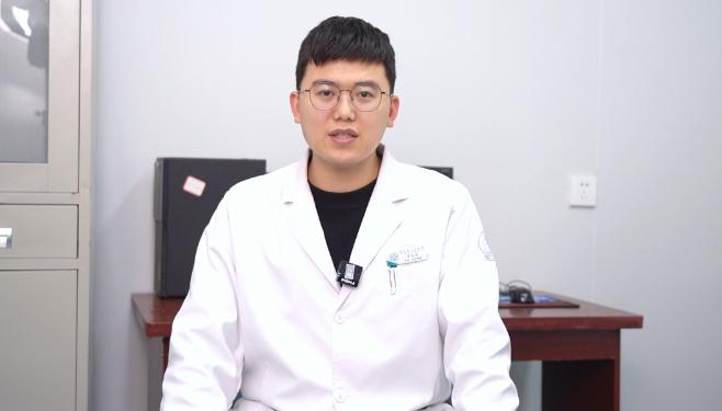【肝癌的隐形推手病毒性肝炎 早防早治守护生命健康】科普专家：李高举——鹿邑县人民医院