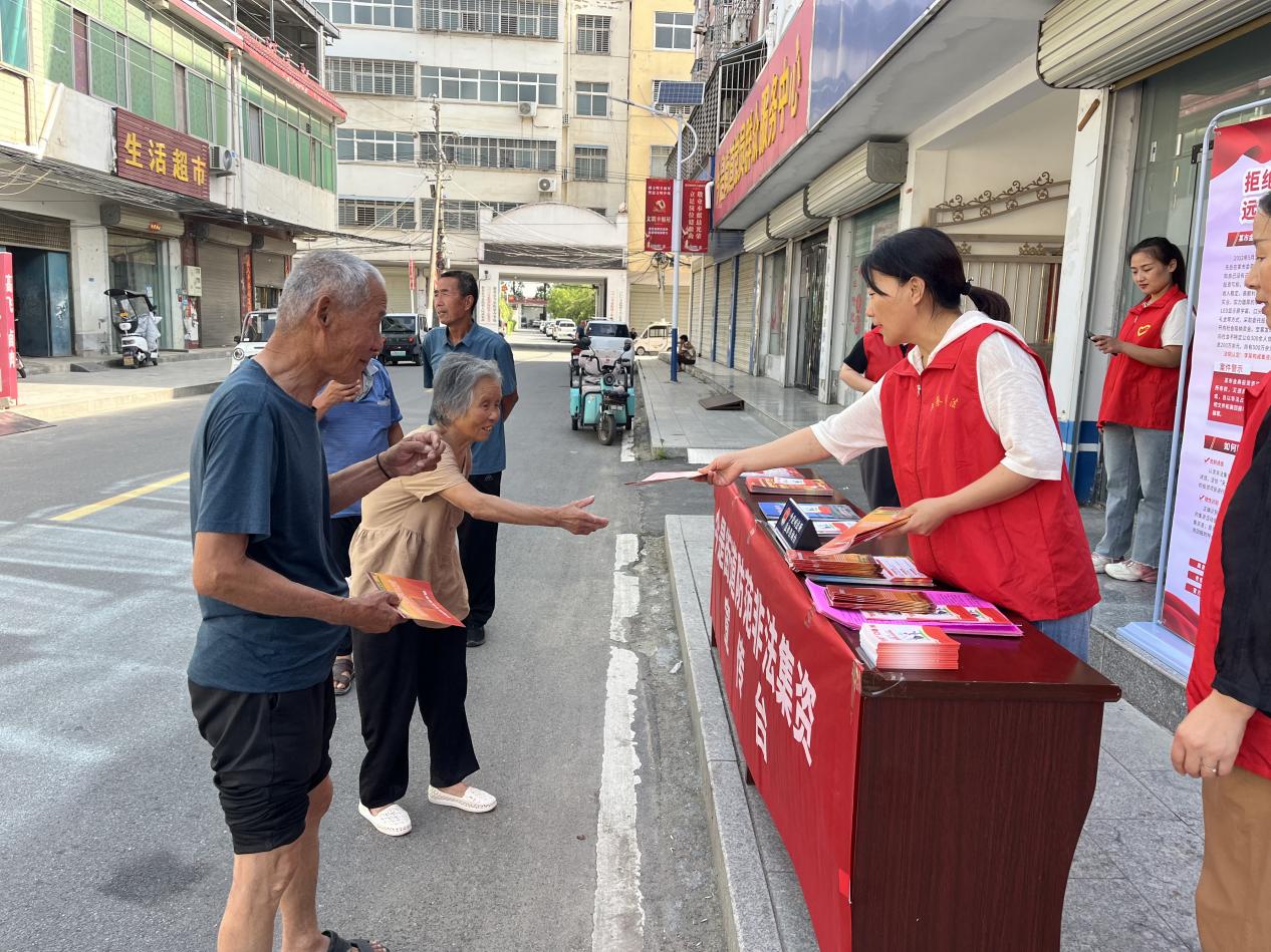 新蔡县司法局今是司法所开展民法典普法宣传活动