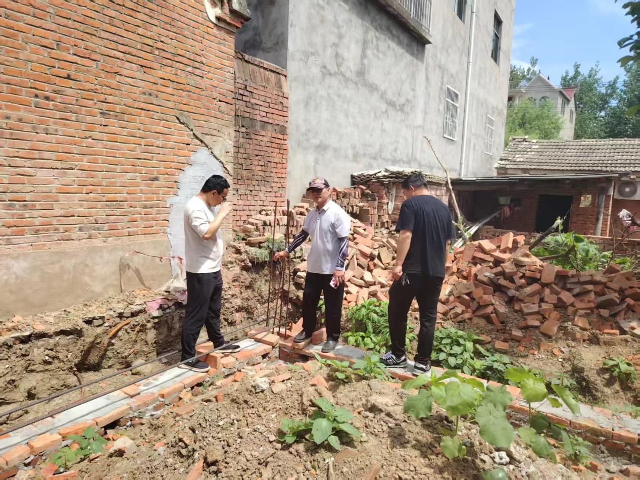 新蔡县棠村镇：发挥自然资源管理职能 妥善解决宅基地纠纷